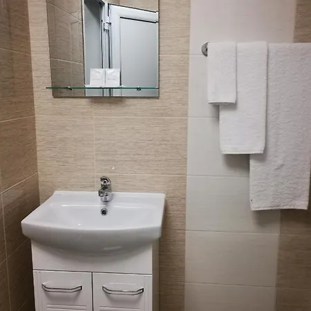 Парк-Хотел Ривър/Park Hotel River Hotel 2*
